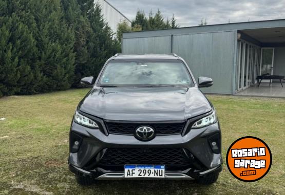 Camionetas - Toyota Sw4 DIAMOND 2022 Diesel 109500Km - En Venta