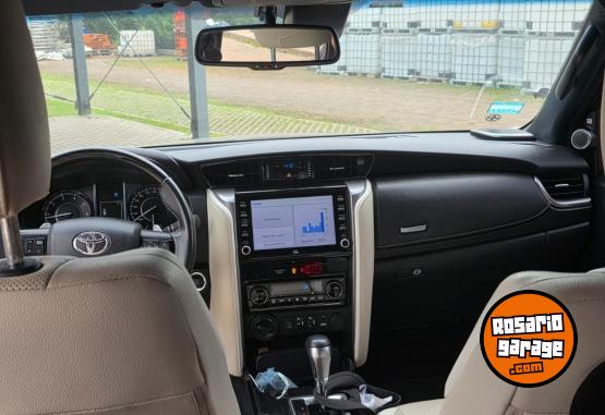 Camionetas - Toyota Sw4 DIAMOND 2022 Diesel 109500Km - En Venta