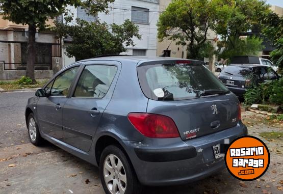 Autos - Peugeot 307 2004 Nafta 125000Km - En Venta