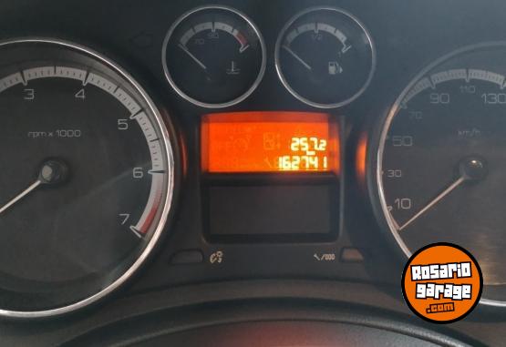 Autos - Peugeot 308 Active 2013 Nafta 163000Km - En Venta