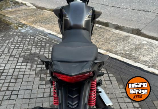 Motos - Honda Cb 125dlx 2023 Nafta 7400Km - En Venta