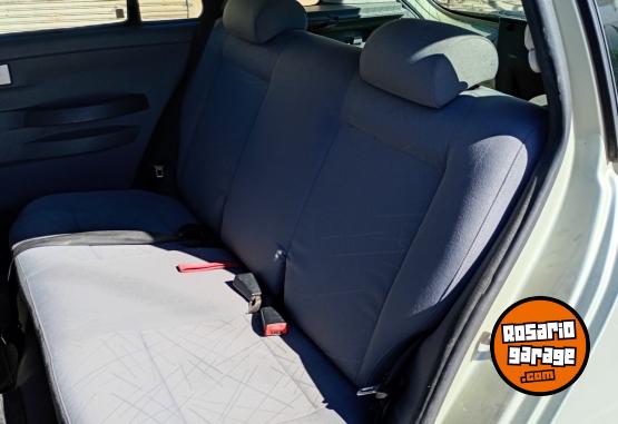 Autos - Volkswagen Suran 2008 GNC 200000Km - En Venta