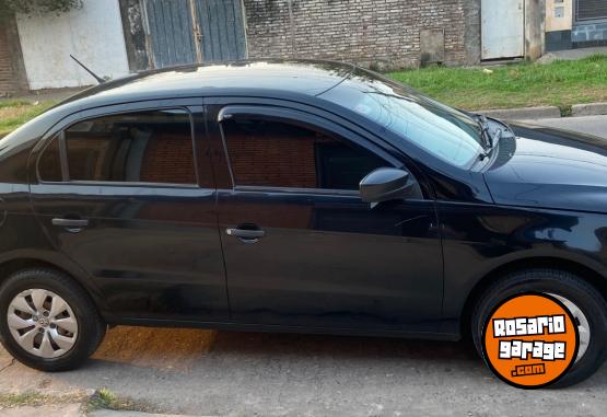 Autos - Volkswagen Voyage 2016 GNC 356000Km - En Venta