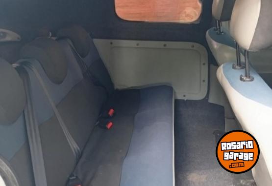 Utilitarios - Renault Kangoo 2011 GNC 159000Km - En Venta