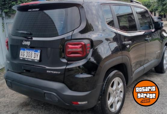 Camionetas - Jeep Renegade 2024 Nafta 20000Km - En Venta