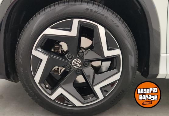 Camionetas - Volkswagen Tiguan R-Line 2025 Nafta 7000Km - En Venta