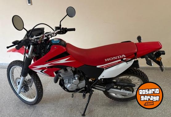 Motos - Honda Tornado XR250 2023 Nafta 2900Km - En Venta