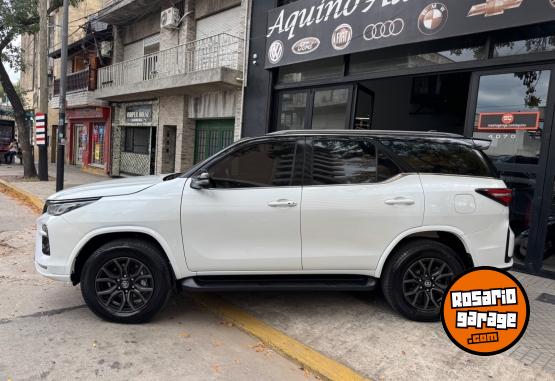 Camionetas - Toyota SW4 GR 2.8 tdi 2024 Diesel 81000Km - En Venta