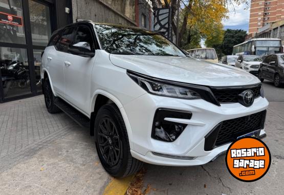 Camionetas - Toyota SW4 GR 2.8 tdi 2024 Diesel 81000Km - En Venta