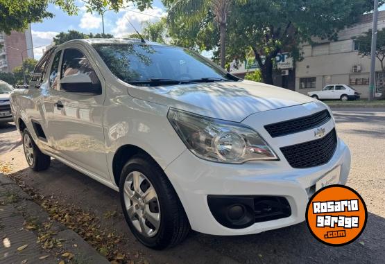 Camionetas - Chevrolet MONTANA 2015 GNC 70000Km - En Venta