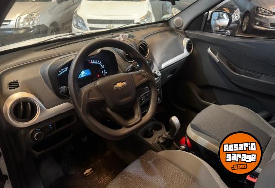 Camionetas - Chevrolet MONTANA 2015 GNC 70000Km - En Venta