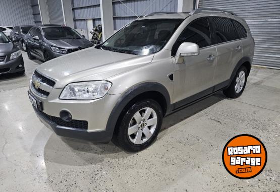 Camionetas - Chevrolet CAPTIVA 2011 Diesel 200000Km - En Venta