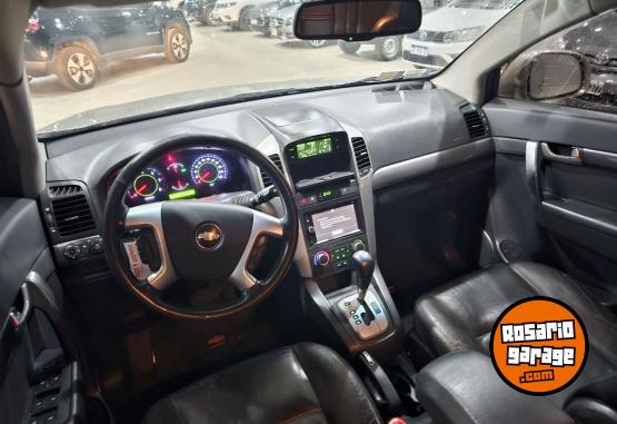 Camionetas - Chevrolet CAPTIVA 2011 Diesel 200000Km - En Venta