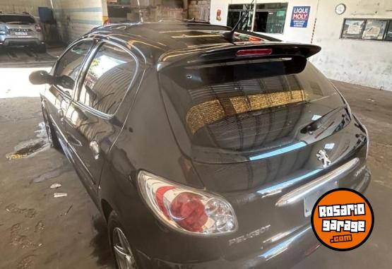 Autos - Peugeot 206 2008 Diesel 226000Km - En Venta