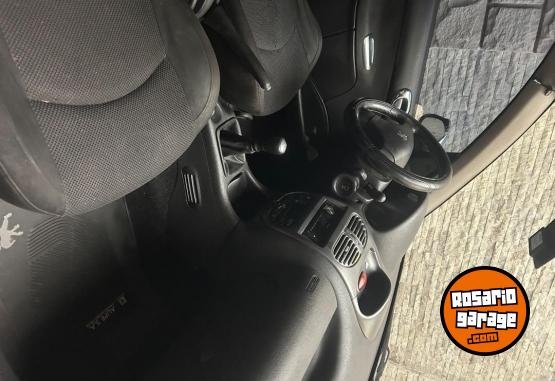 Autos - Peugeot 206 2008 Diesel 226000Km - En Venta