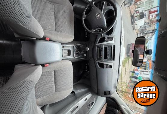 Camionetas - Toyota Hilux 2010 Diesel 207000Km - En Venta