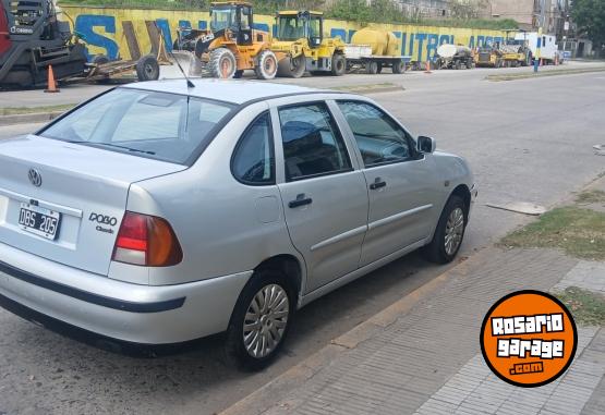Autos - Volkswagen Polo 2000 Nafta 111111Km - En Venta