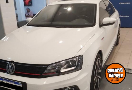 Autos - Volkswagen VENTO GLI 2.0 2018 Nafta 94000Km - En Venta