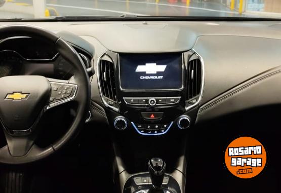 Autos - Chevrolet CRUZE 1.4 LTZ AT 4P 2022 Nafta 52000Km - En Venta
