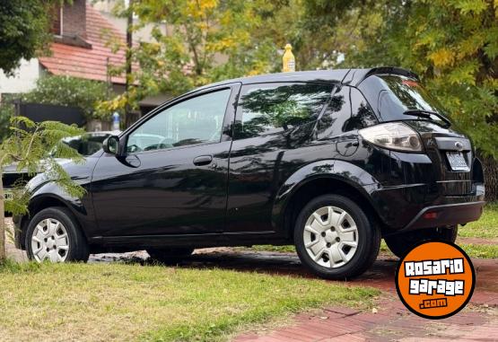 Autos - Ford Viral 1.6 2011 Nafta 138000Km - En Venta