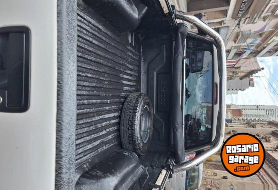 Camionetas - Volkswagen Amarok TDi cabina Simple 2013 Diesel 137000Km - En Venta