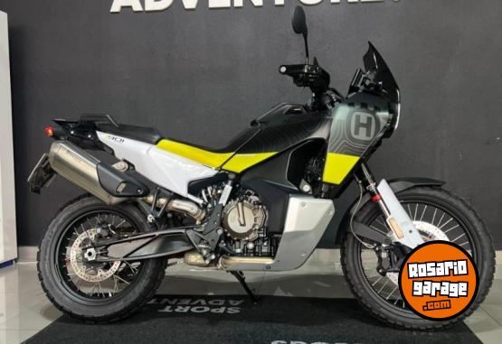 Motos - Husqvarna Norden 901 2024 Nafta 11500Km - En Venta