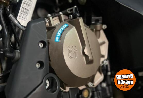 Motos - Husqvarna Norden 901 2024 Nafta 11500Km - En Venta