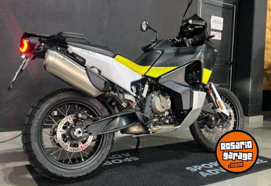 Motos - Husqvarna Norden 901 2024 Nafta 11500Km - En Venta