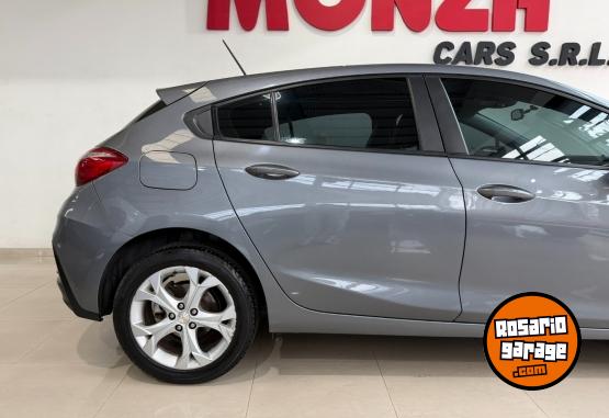 Autos - Chevrolet Cruze LT 2021 Nafta 100000Km - En Venta