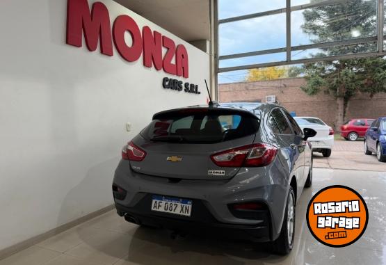 Autos - Chevrolet Cruze LT 2021 Nafta 100000Km - En Venta