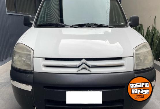 Utilitarios - Citroen berlingo furgon 2013 Diesel 160000Km - En Venta