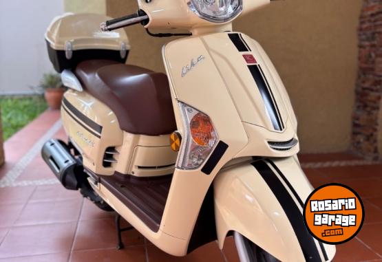 Motos - Kymco Like 125 2023 Nafta 8900Km - En Venta