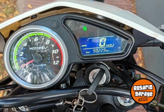 Motos - Motomel Skua 250 2024 Nafta 9000Km - En Venta