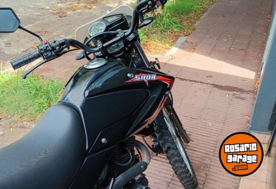 Motos - Motomel Skua 250 2024 Nafta 9000Km - En Venta