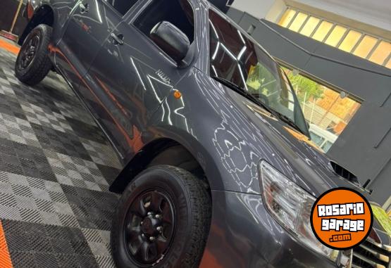 Camionetas - Toyota HILUX 2.5 DX PACK 4X2 2015 Diesel 234000Km - En Venta
