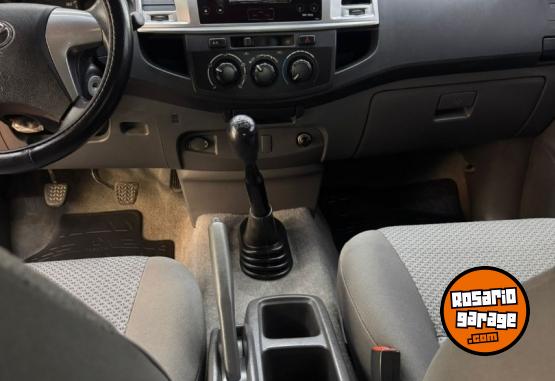 Camionetas - Toyota HILUX 2.5 DX PACK 4X2 2015 Diesel 234000Km - En Venta