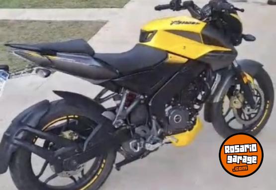 Motos - Bajaj Roses 200 2020 Nafta 9000Km - En Venta