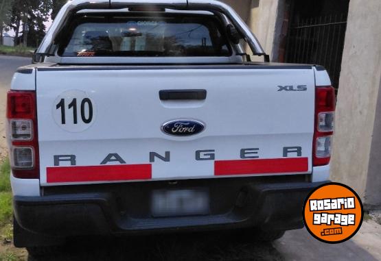 Camionetas - Ford Ranger XLS 2015 Diesel 245000Km - En Venta