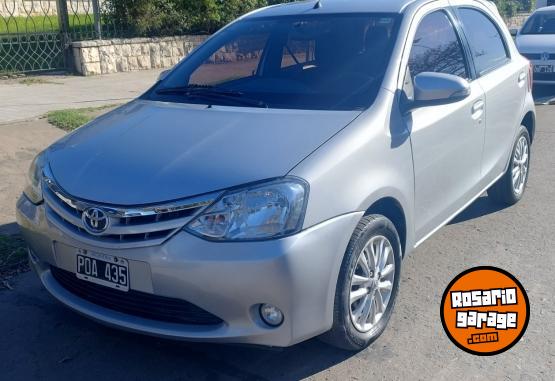 Autos - Toyota ETIOS 1.5 XLS 5 PUERTAS 2016 Nafta 105000Km - En Venta