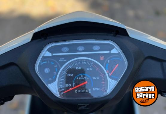 Motos - Honda Wave 2023 Nafta 6500Km - En Venta