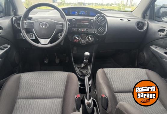 Autos - Toyota Etios X 1.5 6M/T 2021 Nafta 118500Km - En Venta