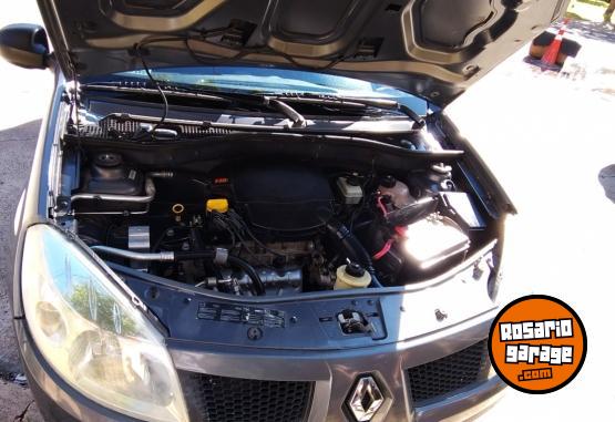 Autos - Renault Sandero 1.6 8v - pack 2010 Nafta 243000Km - En Venta