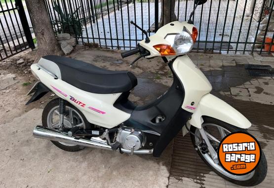 Motos - Motomel Blitz 2024 Nafta 7200Km - En Venta