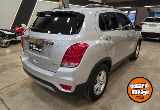 Autos - Chevrolet TRACKER FWD LTZ 1.8 C/GNC 2018 GNC 110000Km - En Venta
