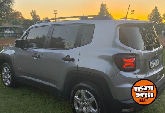 Camionetas - Jeep Renegade 2023 Nafta 60000Km - En Venta