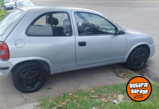 Autos - Chevrolet CORSA 1.6 GL 3 PUERTAS 2007 GNC 210000Km - En Venta