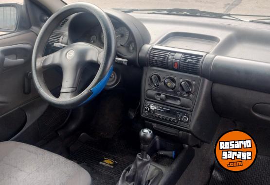 Autos - Chevrolet CORSA 1.6 GL 3 PUERTAS 2007 GNC 210000Km - En Venta