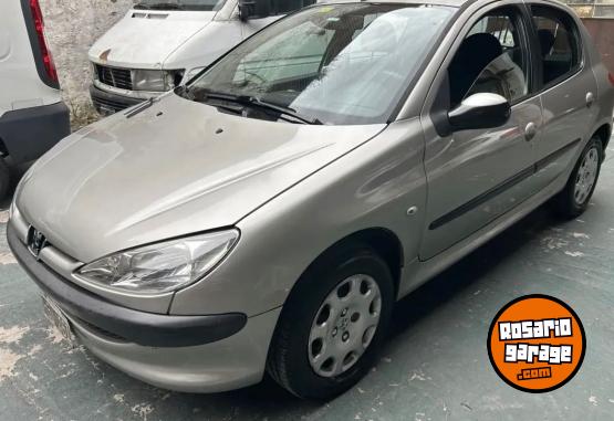 Autos - Peugeot 206 2008 Nafta 150000Km - En Venta