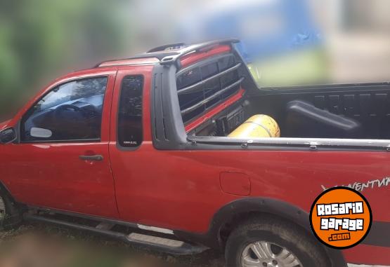 Camionetas - Fiat Strada adventure 2005 GNC 275054Km - En Venta