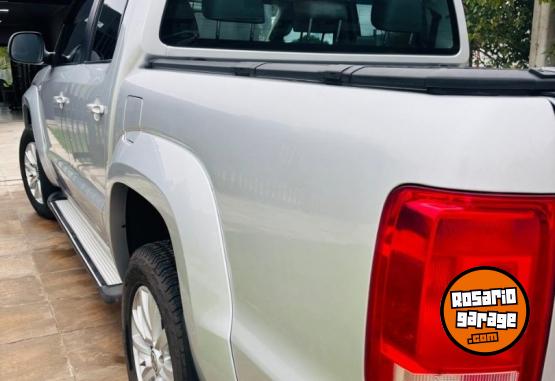 Camionetas - Volkswagen Amarok Higline 2016 Diesel 132000Km - En Venta